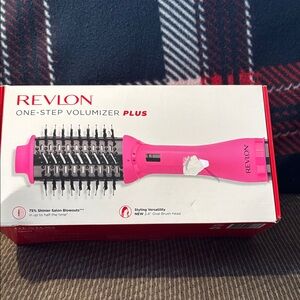 Revlon Pink One-Step Volumizer Hair Tool